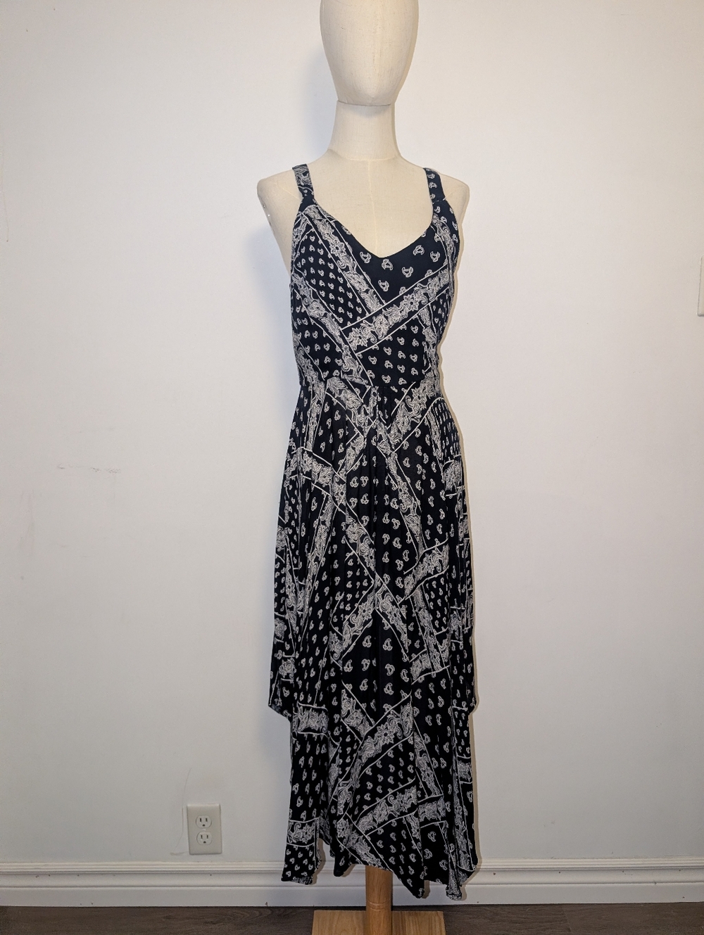 Suzy Shier Navy & White Bandana-Print Midi Dress